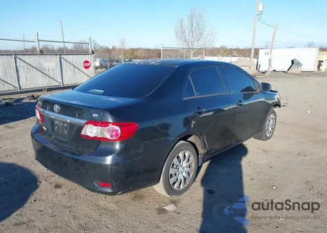 2012 Toyota Corolla Le z USA, uszkodzony, nr VIN 2T1BU4EE5CC833750